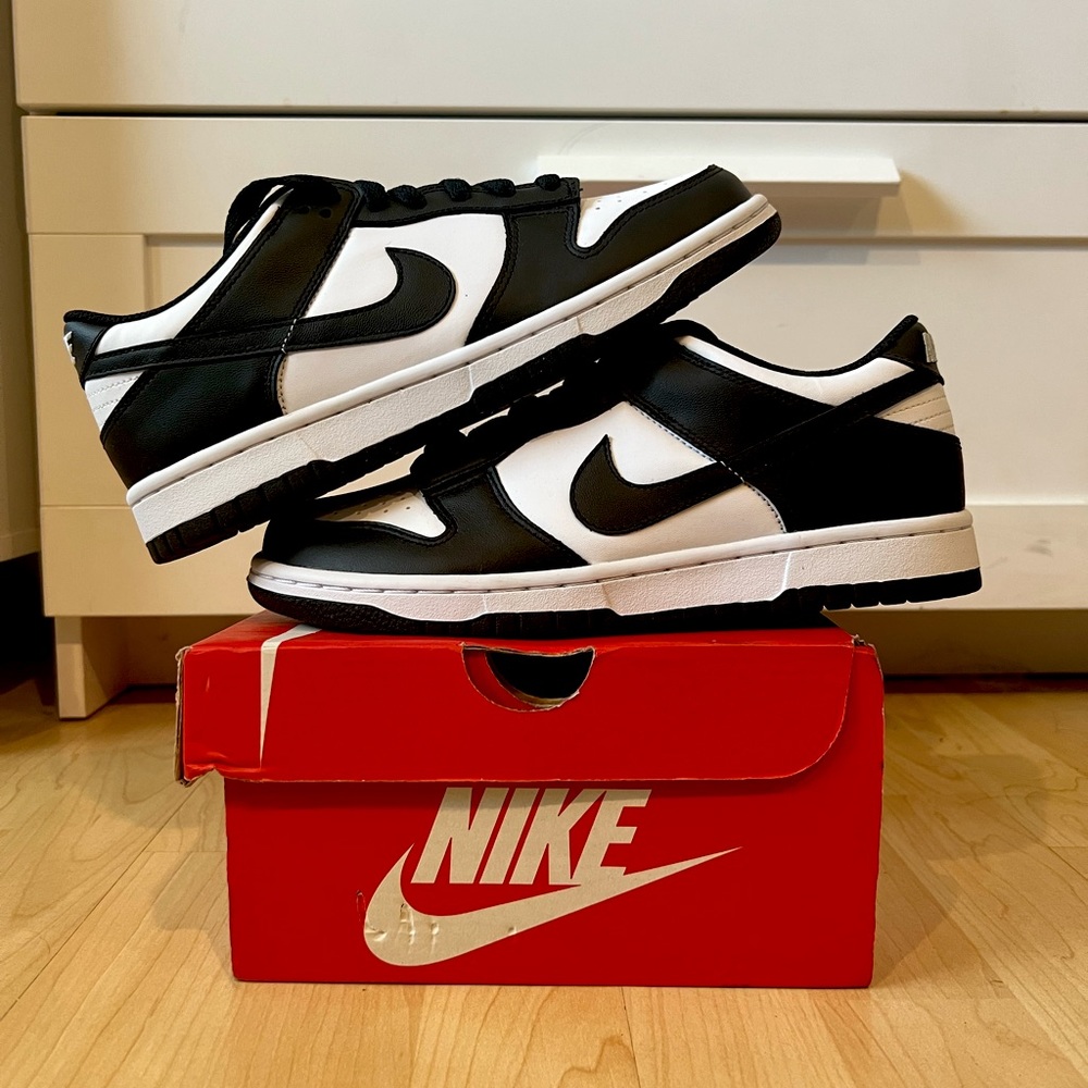 Nike Dunk Low Panda